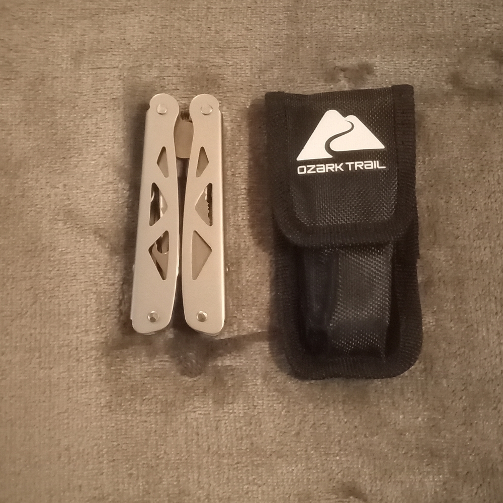 Ozark trail 9-1 pliers knife set